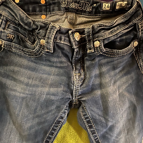 GIRLS SIZE 14 Miss me Capris - Picture 2 of 3
